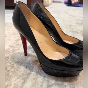 Louboutin - Bianca  Black Patent Pumps